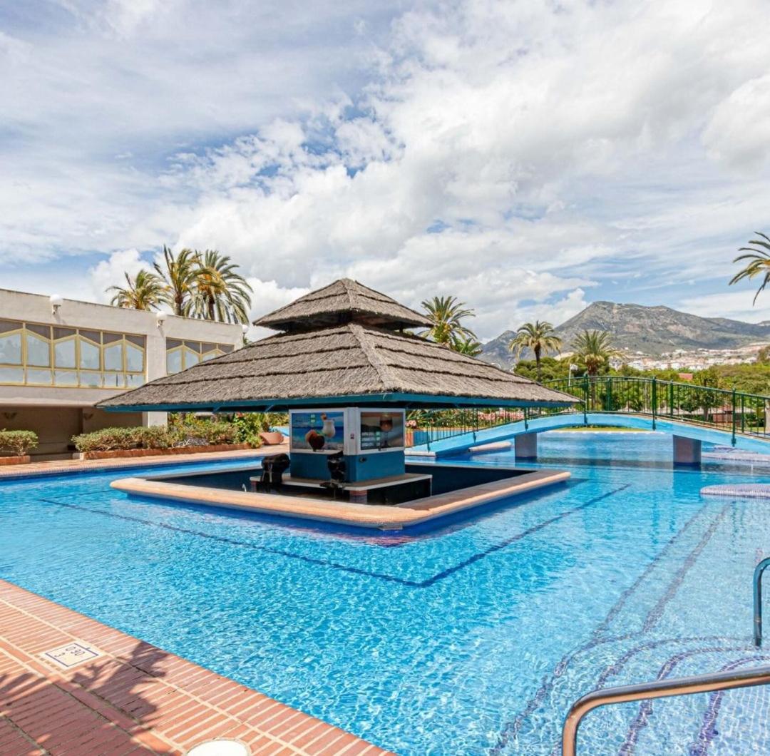 Apartamentos Holidays Benalbeach Бенальмадена Экстерьер фото